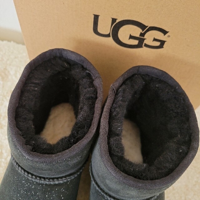 UGG(アグ)のUGG ブーツ CLASSIC MINI レディースの靴/シューズ(ブーツ)の商品写真