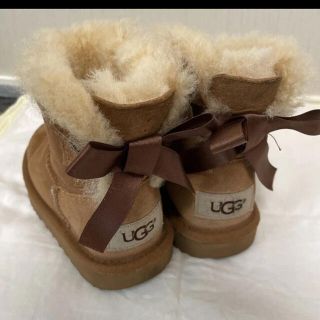 アグ(UGG)の美品　UGG  ムートンブーツ　15cm(ブーツ)