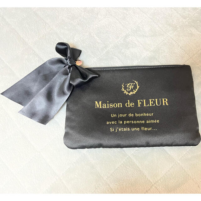 Maison de FLEUR(メゾンドフルール)のMaison de FLEUR マスクケース 黒 リボン 地雷系 量産型 レディースのファッション小物(ポーチ)の商品写真