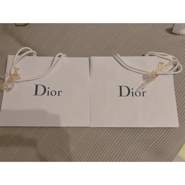 Dior(ディオール)の【DIOR限定品】リップ4本＋マルチポーチ コスメ/美容のベースメイク/化粧品(口紅)の商品写真