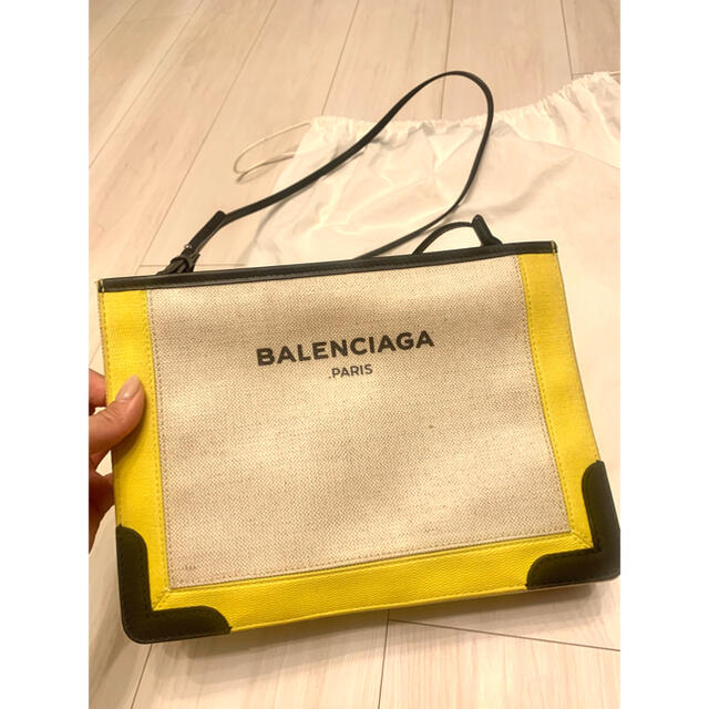 BALENCIAGA BAG(バレンシアガバッグ)のバレンシアガ♡キャンバスポシェット レディースのバッグ(ショルダーバッグ)の商品写真