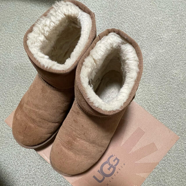 UGG(アグ)のUGG ムートンブーツ　size8 レディースの靴/シューズ(ブーツ)の商品写真