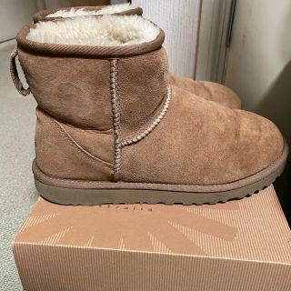 アグ(UGG)のUGG ムートンブーツ　size8(ブーツ)