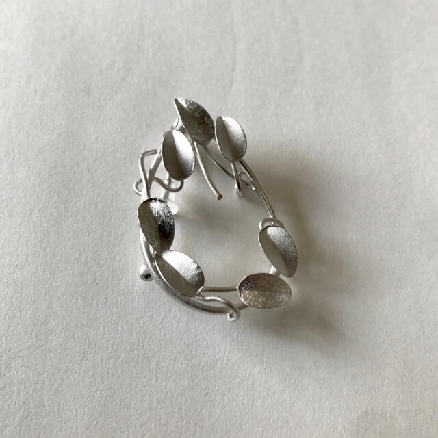 シルバーブローチ 空枠 パール用の通販 by のんちゃん's shop シルバーブローチ 空枠 パール用の通販 by のんちゃん's shop