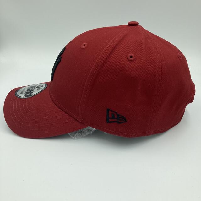 NEW ERA(ニューエラー)のニューエラ キャップ NY ヤンキース 赤 レッド RED ロゴ 黒 ブラック メンズの帽子(キャップ)の商品写真