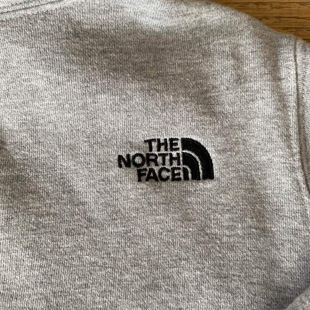 THE NORTH FACE(ザノースフェイス)のノースフェイス　パーカー レディースのトップス(パーカー)の商品写真