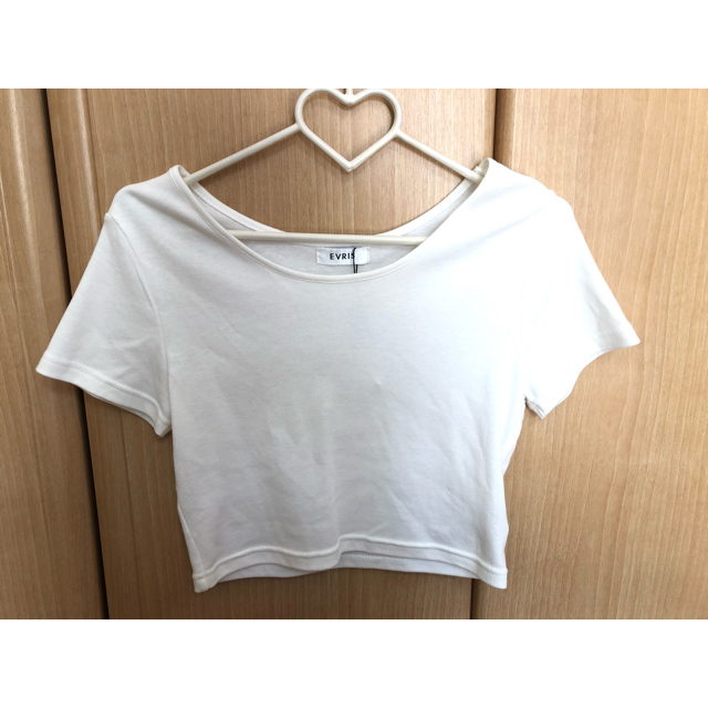 EVRIS(エヴリス)の【新品・タグ付き】EVRIS BASICシンプルショートTEE WHITE レディースのトップス(Tシャツ(半袖/袖なし))の商品写真