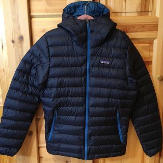 パタゴニア(patagonia)のパタゴニア　ダウンジャケット　MEN'S XS 中古(ダウンジャケット)