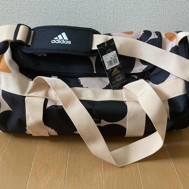 marimekko(マリメッコ)のマリメッコ　adidas コラボ　ボストンバック レディースのバッグ(ボストンバッグ)の商品写真