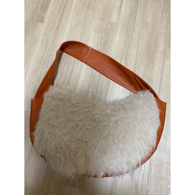 OUAT × OmarAfridi  LIDIA ORANGE メンズのバッグ(ショルダーバッグ)の商品写真