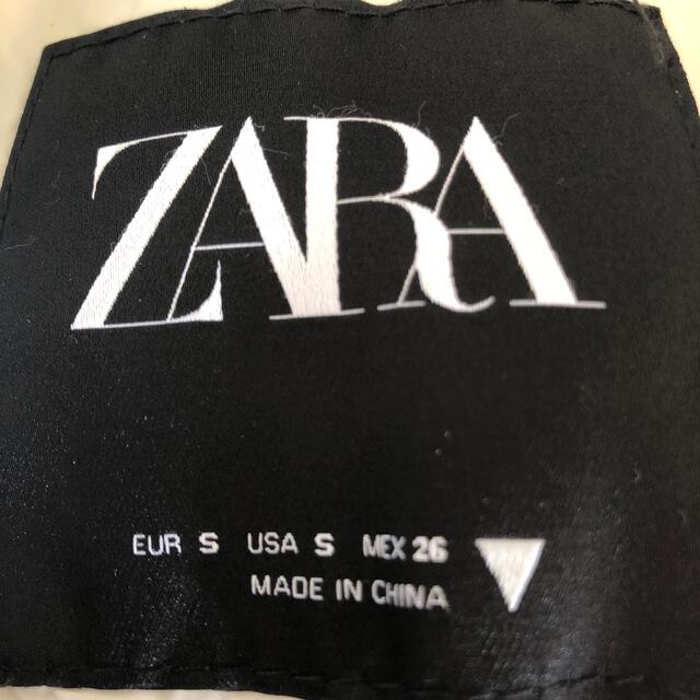 ZARA(ザラ)のココ1009様専用 レディースのジャケット/アウター(ダウンジャケット)の商品写真