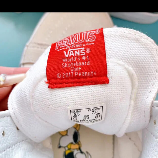 PEANUTS(ピーナッツ)のVans×Peanuts sk8-Hi スヌーピーコラボスニーカー レディースの靴/シューズ(スニーカー)の商品写真