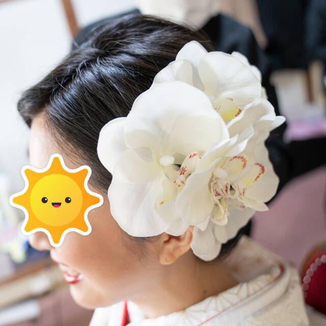 胡蝶蘭髪飾り　 ハンドメイドのアクセサリー(ヘアアクセサリー)の商品写真