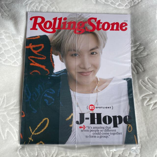 防弾少年団(BTS)(ボウダンショウネンダン)のBTS 防弾少年団　J-Hope 表紙アメリカ版Rolling Stone  エンタメ/ホビーの雑誌(音楽/芸能)の商品写真