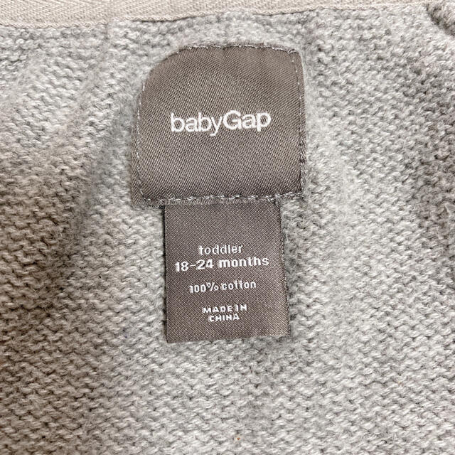 babyGAP(ベビーギャップ)のカーディガン90 キッズ/ベビー/マタニティのキッズ服女の子用(90cm~)(カーディガン)の商品写真