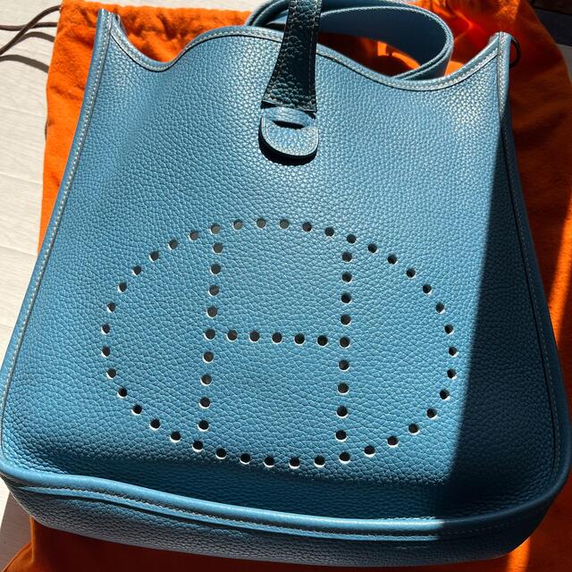 Hermes(エルメス)のHERMES エルメス エブリン pm ショルダーバッグ ブルージーン レディースのバッグ(ショルダーバッグ)の商品写真