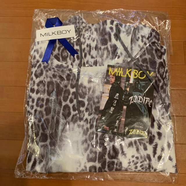 MILKBOY(ミルクボーイ)の 【新品】MILKBOY LEOPARD HOODED シャツ スポーツ/アウトドアのサッカー/フットサル(ウェア)の商品写真