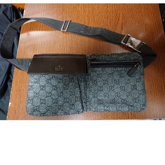 Gucci(グッチ)のGUCCI グッチ ウエスト バッグ レディースのバッグ(ボディバッグ/ウエストポーチ)の商品写真