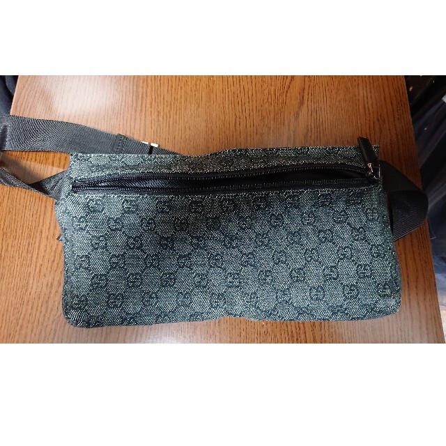 Gucci(グッチ)のGUCCI グッチ ウエスト バッグ レディースのバッグ(ボディバッグ/ウエストポーチ)の商品写真