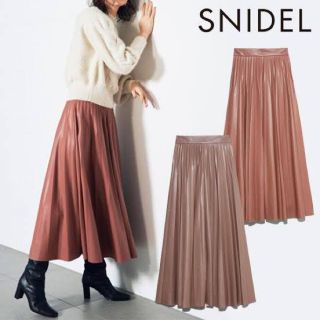 スナイデル(SNIDEL)の最終値下げ！！レザープリーツスカート(ひざ丈スカート)