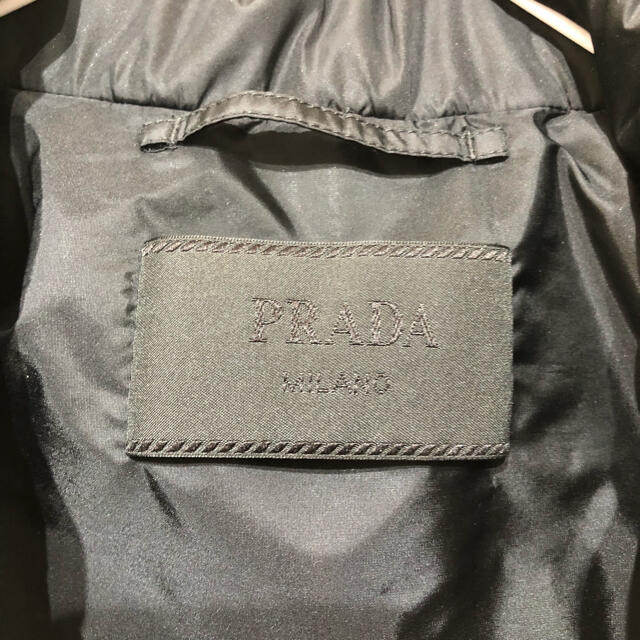PRADA(プラダ)の【美品】PRADA プラダ ダウンジャケット 黒 メンズのジャケット/アウター(ダウンジャケット)の商品写真