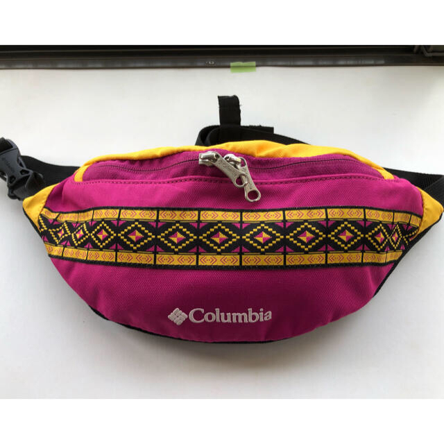 Columbia(コロンビア)のColumbiaコロンビア　ウエストポーチ レディースのバッグ(ボディバッグ/ウエストポーチ)の商品写真