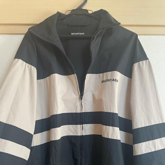 BALENCIAGA トラックジャケット - ナイロンジャケット