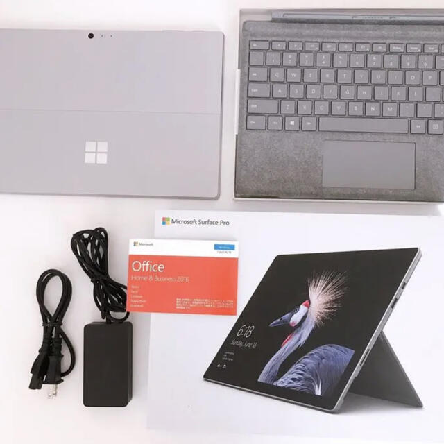 スマホ/家電/カメラ美品　　SurfacePro5 Office付き USキーボード