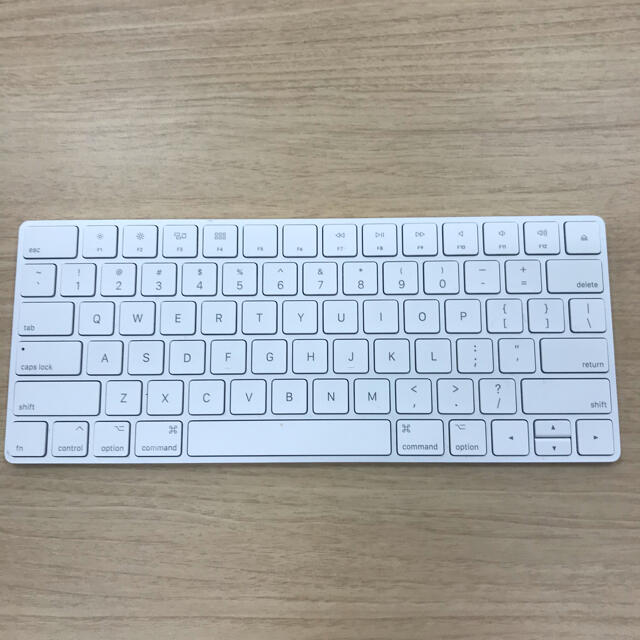 Apple(アップル)のApple Magic Keyboard 英語(US) スマホ/家電/カメラのPC/タブレット(PCパーツ)の商品写真