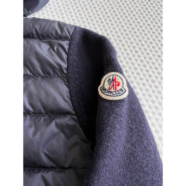 MONCLER(モンクレール)のモンクレール　ショート　ニットダウン レディースのトップス(カーディガン)の商品写真