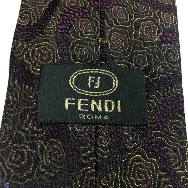 FENDI(フェンディ)の★美品★FENDI イタリア製 フェンディ メンズのファッション小物(ネクタイ)の商品写真