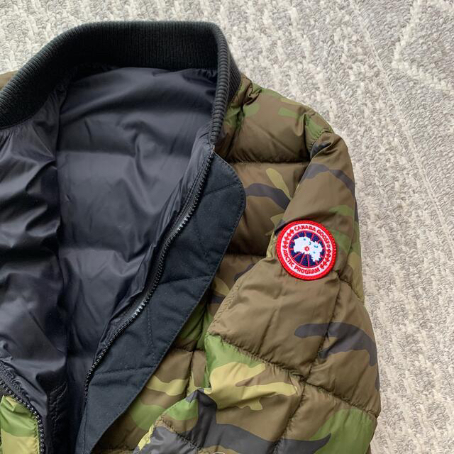CANADA GOOSE - カナダグース リバーシブル FRASER BOMBER CANADA GOOSE - カナダグース リバーシブル FRASER BOMBER