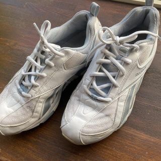 リーボック(Reebok)のReebok リーボック　テニスシューズ  24.5㎝　幅広め(シューズ)