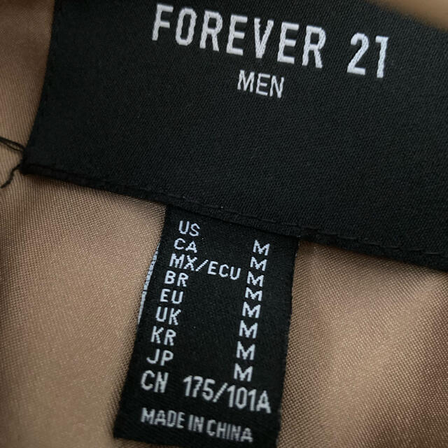 FOREVER 21(フォーエバートゥエンティーワン)の値下げ中！Forever21 メンズコート メンズのジャケット/アウター(チェスターコート)の商品写真