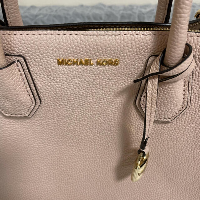 Michael Kors(マイケルコース)のゆう様専用　マイケルコース　マーサー　ミディアムメッセンジャー レディースのバッグ(ショルダーバッグ)の商品写真
