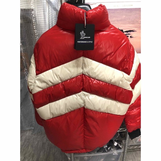 MONCLER(モンクレール)のモンクレール 41915 85 68950 491 ダウンジャケット M メンズのジャケット/アウター(ダウンジャケット)の商品写真