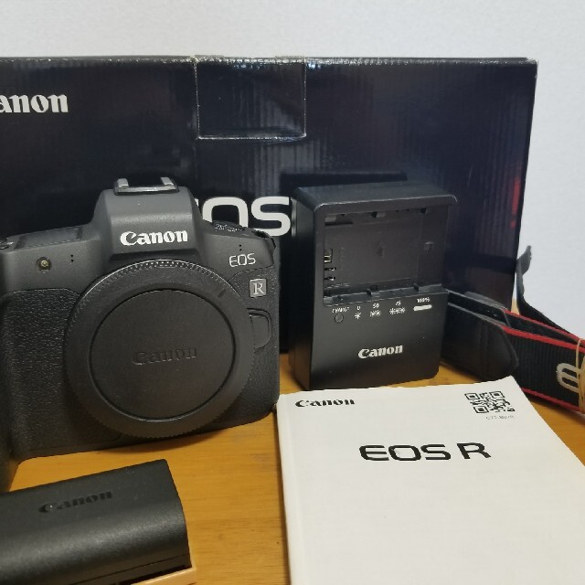 CANON EOS R6 マップカメラ保証残あり　梱包済み