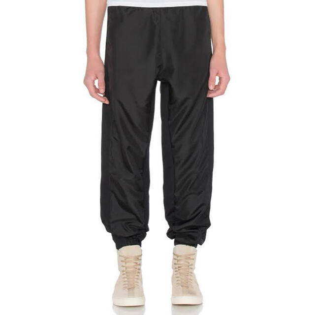 adidas(アディダス)のYeezySeason3 Nylon Jogger Pants プロテイン様専用 メンズのパンツ(その他)の商品写真