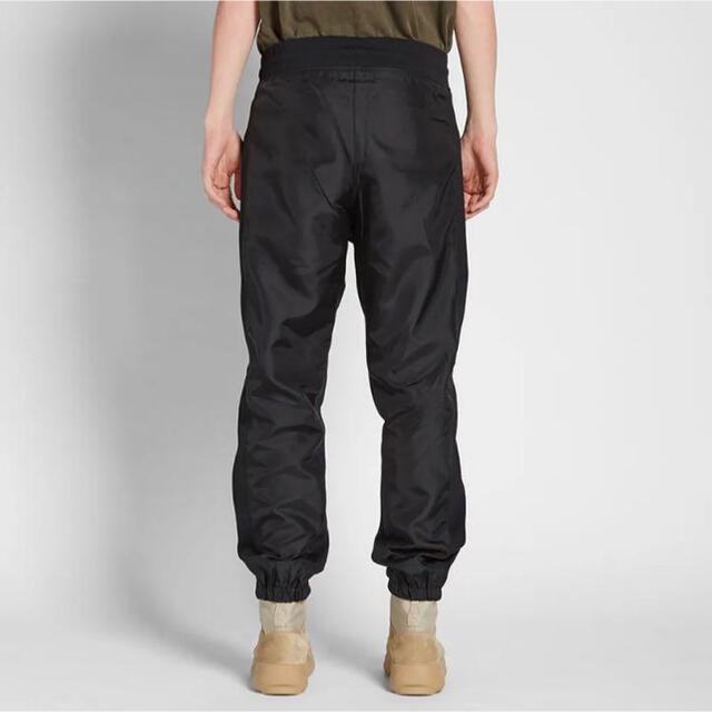 adidas(アディダス)のYeezySeason3 Nylon Jogger Pants プロテイン様専用 メンズのパンツ(その他)の商品写真