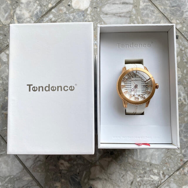 Tendence DOME 腕時計 美品 都内で 8330円引き forhans.com.pk