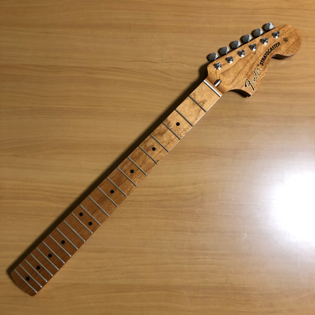 Fender ローステッドメイプルネック ペグ付き 傷あり | www