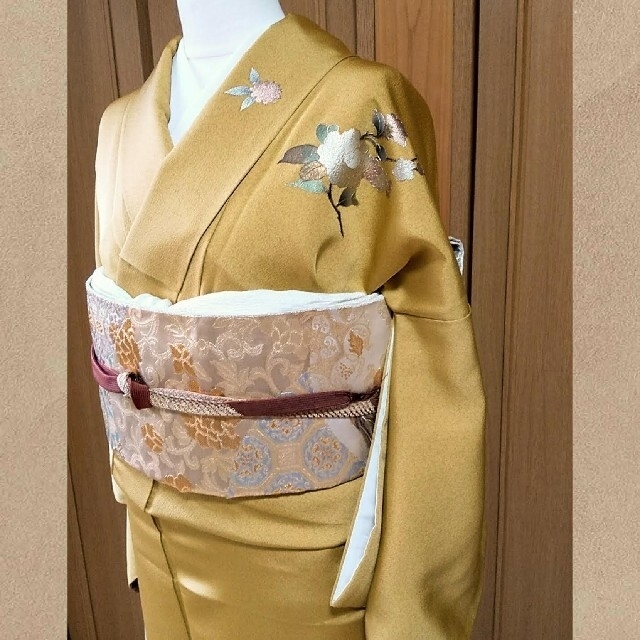 美品です‼ 】訪問着 正絹 金彩加工 螺鈿 袋帯 2点セット-rgtc-me.com