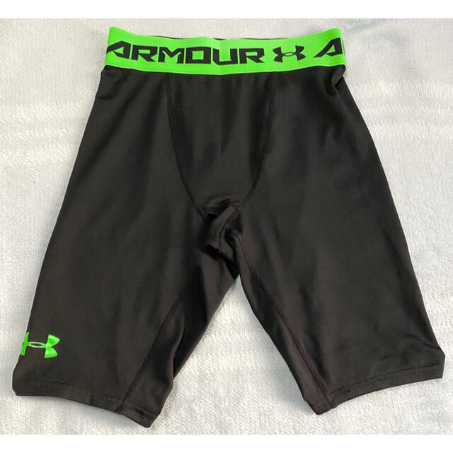 UNDER ARMOUR(アンダーアーマー)のアンダーアーマー スパッツ　ショート　パンツ メンズのレッグウェア(レギンス/スパッツ)の商品写真