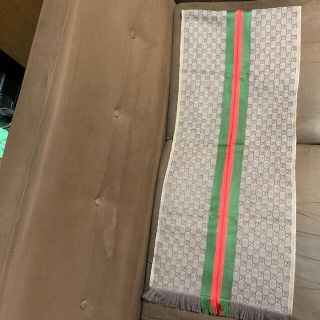 グッチ(Gucci)のGucci ストール　マフラー(マフラー)