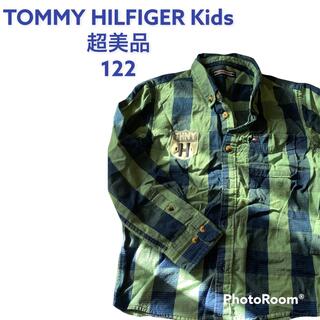 トミーヒルフィガー(TOMMY HILFIGER)の美品A●トミーヒルフィガーキッズ　120 グリーン　シャツ(Tシャツ/カットソー)