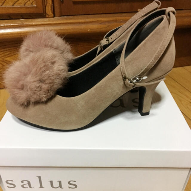 salus(サルース)のサルース♡ファー付きヒートパンプス レディースの靴/シューズ(ハイヒール/パンプス)の商品写真