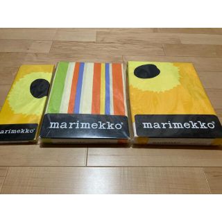 マリメッコ(marimekko)の値下げ！新品　マリメッコ　ウニッコ　カバーセット(シーツ/カバー)