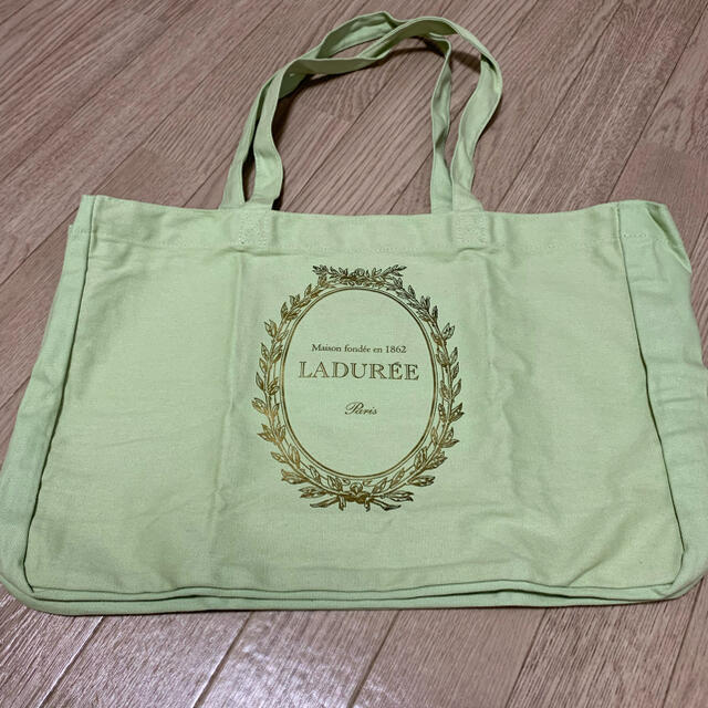 LADUREE(ラデュレ)のLADUREE ショッピングバッグ レディースのバッグ(エコバッグ)の商品写真