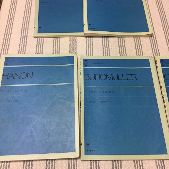 ソナチネアルバム1&2ブルグミュラー ツェルニー　ハノン　ピアノ　楽譜 楽器のスコア/楽譜(クラシック)の商品写真