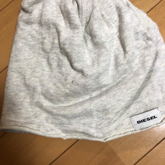 DIESEL(ディーゼル)の【taka様専用】diesel グレー　ビーニー メンズの帽子(ニット帽/ビーニー)の商品写真